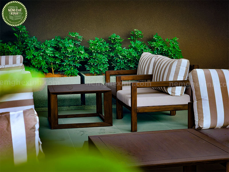 Bộ Sofa khung gỗ TEAK lau dầu cho Chung Cư Mizuki Park