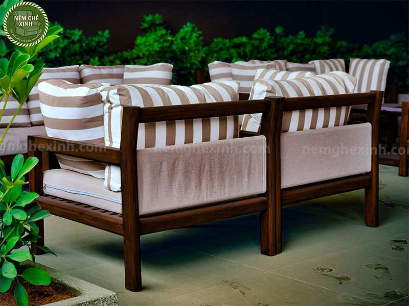 Bộ Sofa khung gỗ TEAK lau dầu cho Chung Cư Mizuki Park 19